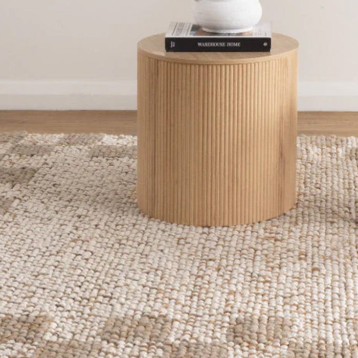 Modern vs Traditional Rugs: Which Suits Your Home?