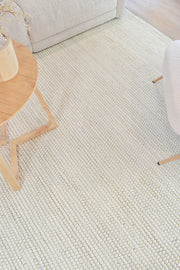 Lure Drops Ivory Tusk Wool Rug
