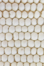 Lure Drops Ivory Tusk Wool Rug