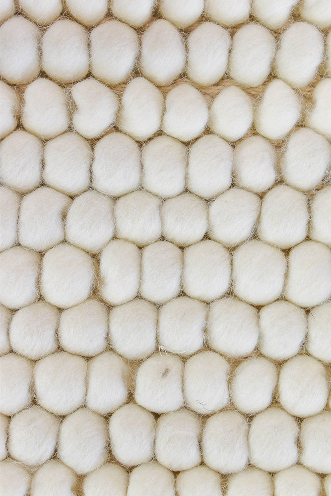 Lure Drops Ivory Tusk Wool Rug