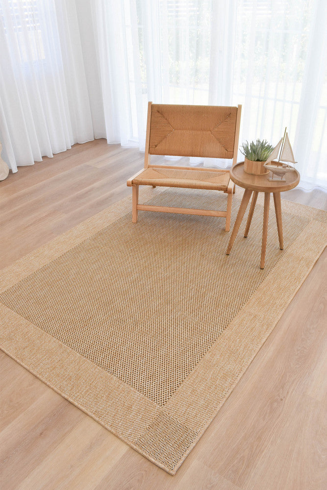 Outdoor Living Sisal Sand Black Rug