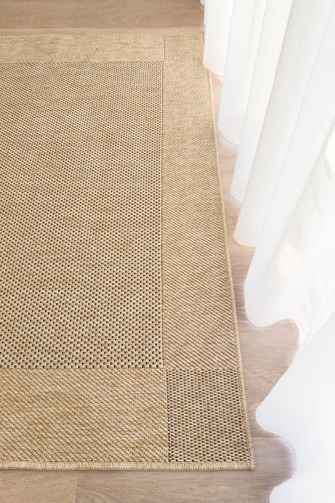 Outdoor Living Sisal Sand Black Rug