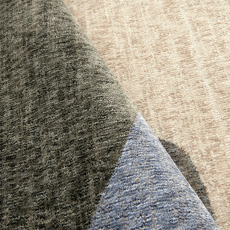 Amaze beautiful Multi Rug