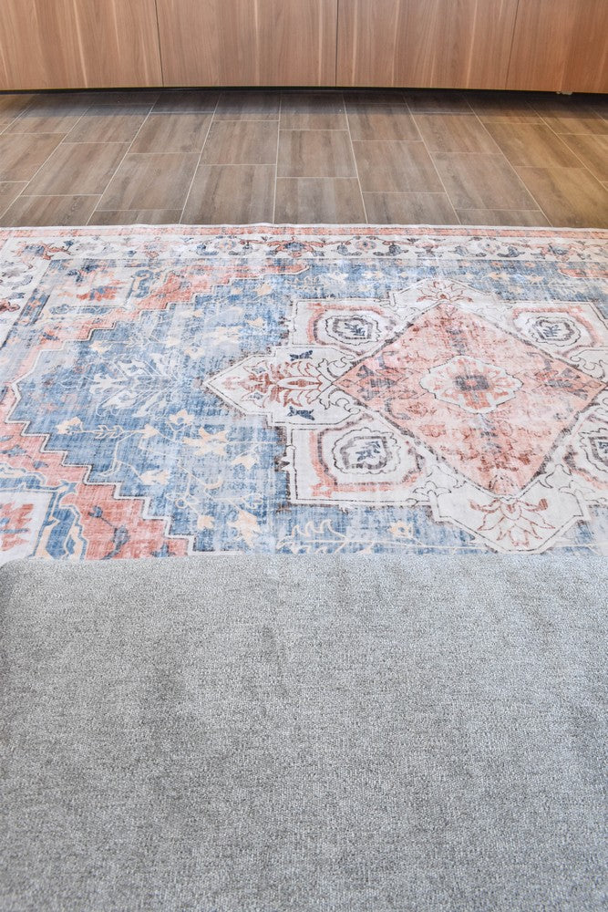 Atlas Chiraz Rose Rug