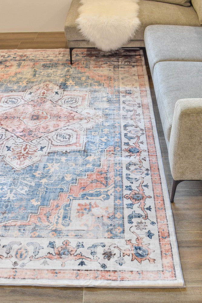 Atlas Chiraz Rose Rug