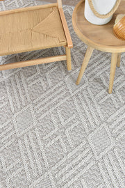 Berlin Cross Light Grey Rug