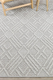 Berlin Cross Light Grey Rug