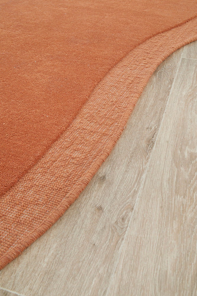 Elara Rust Rug