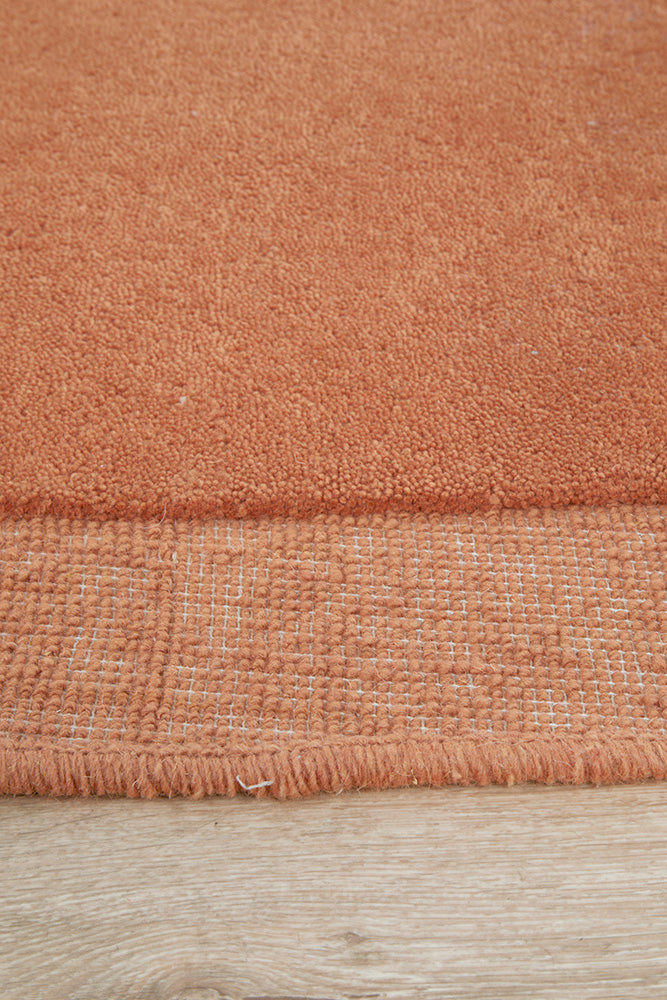 Elara Rust Rug