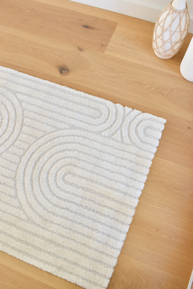 Coco Luxe Antique White Runner Rug