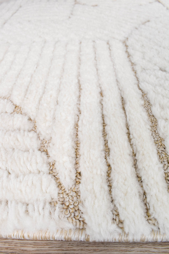 Scarlet Bold Beige Runner Rug