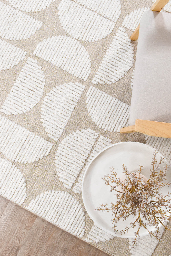 Scarlet Vivid Beige Rug