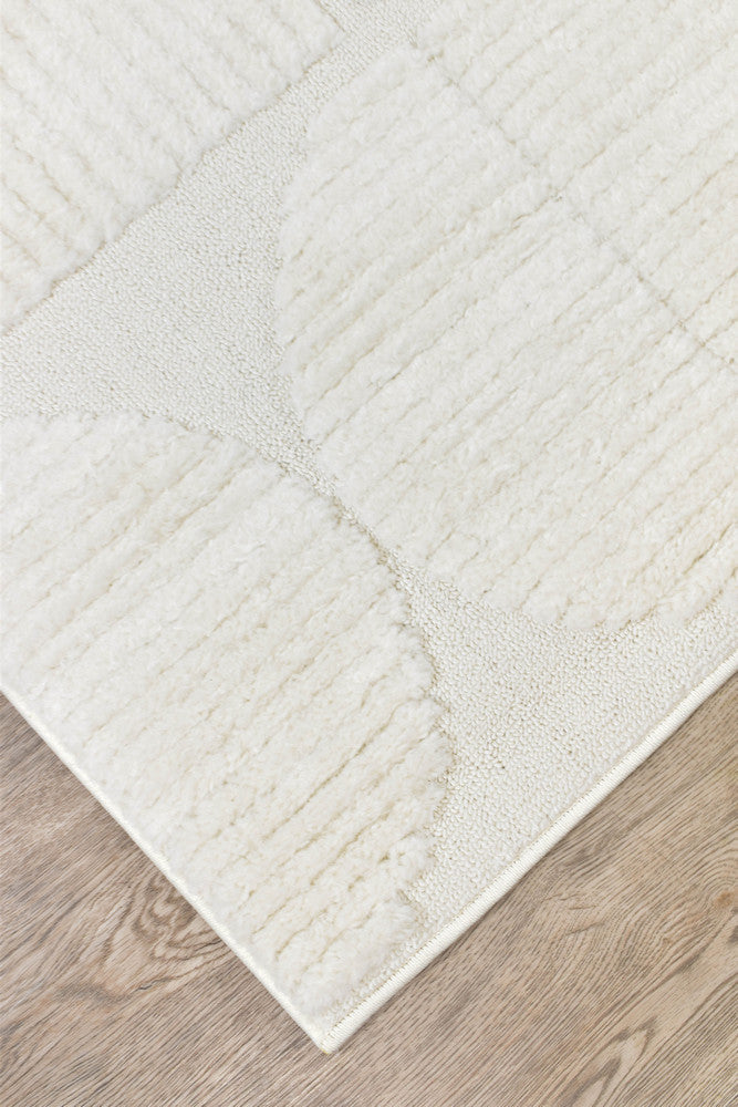 Scarlet Vivid Cream Rug