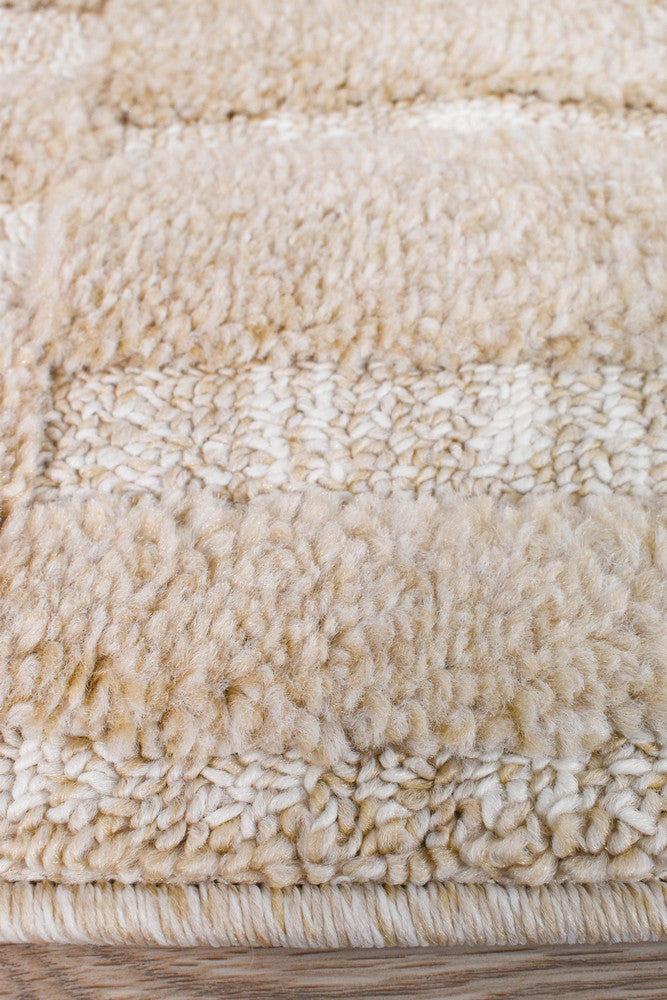 Scarlet Eminent Beige Runner Rug