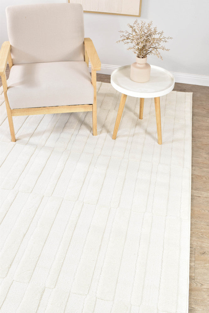Scarlet Eminent Cream Rug