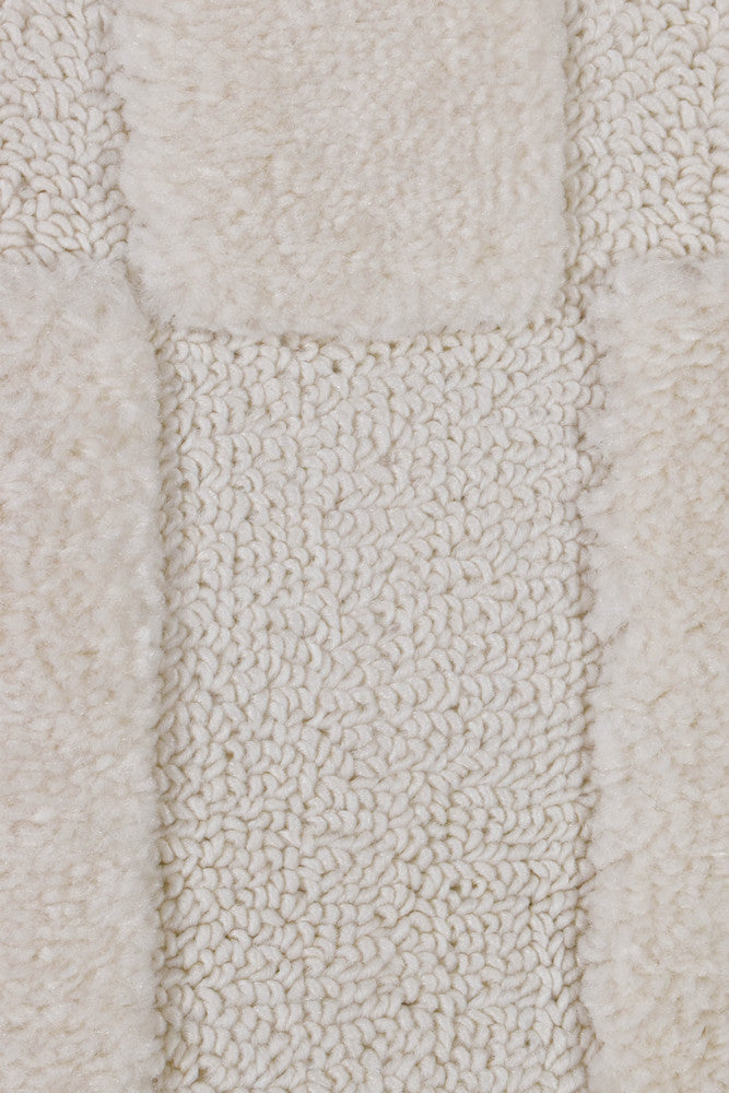Scarlet Eminent Cream Rug