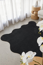 Evanna Black Rug