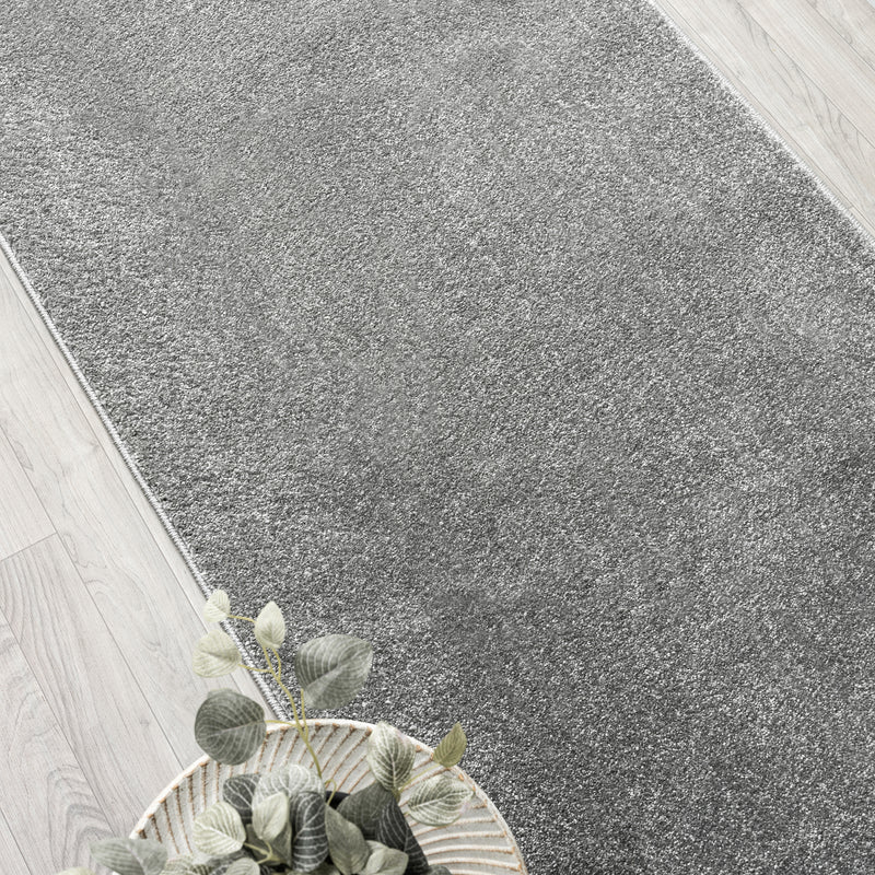 Europa Status Grey Runner Rug