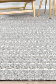 Fenix Leaves Grey White Rug
