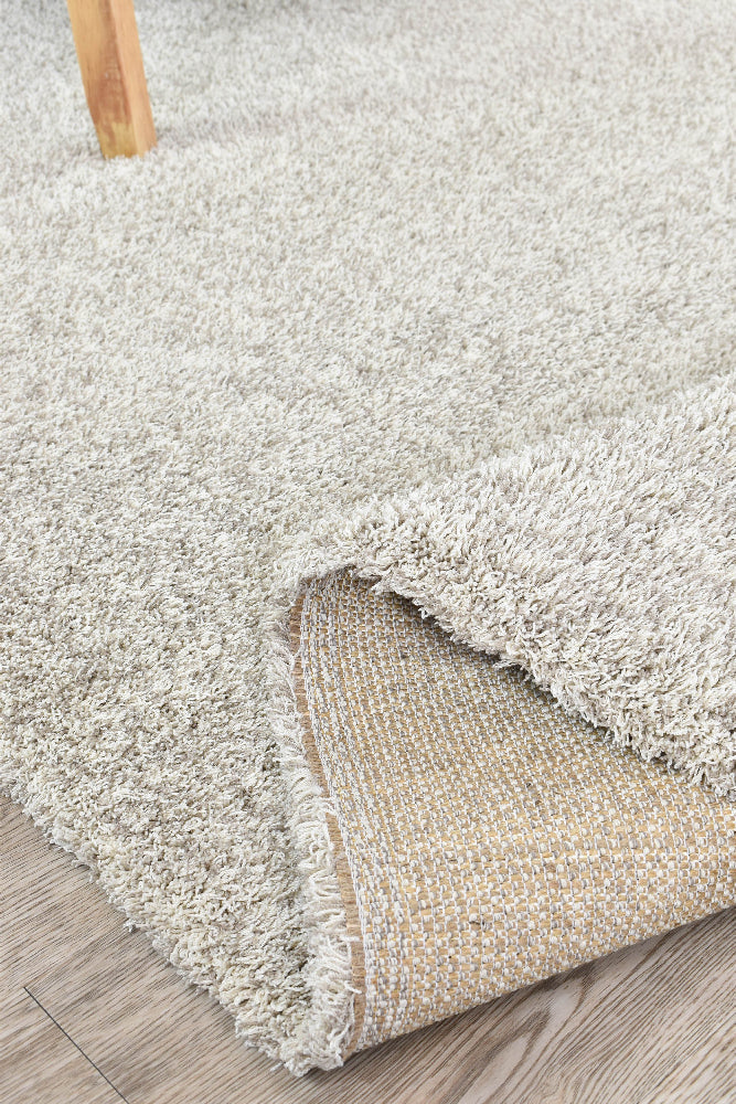 Lila Plain Latte Rug