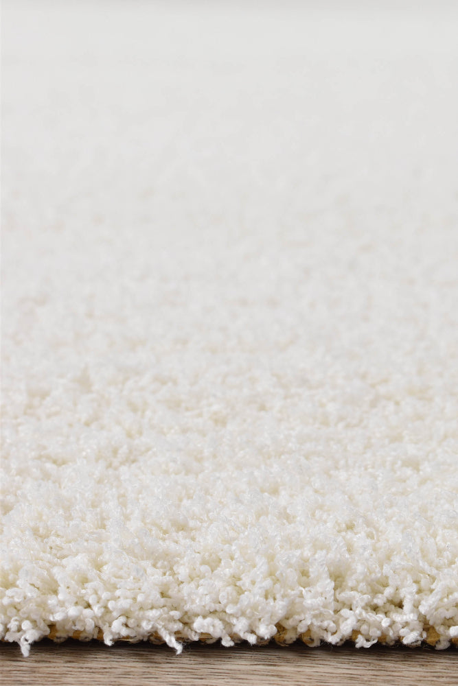 Lila Plain Snow White Rug