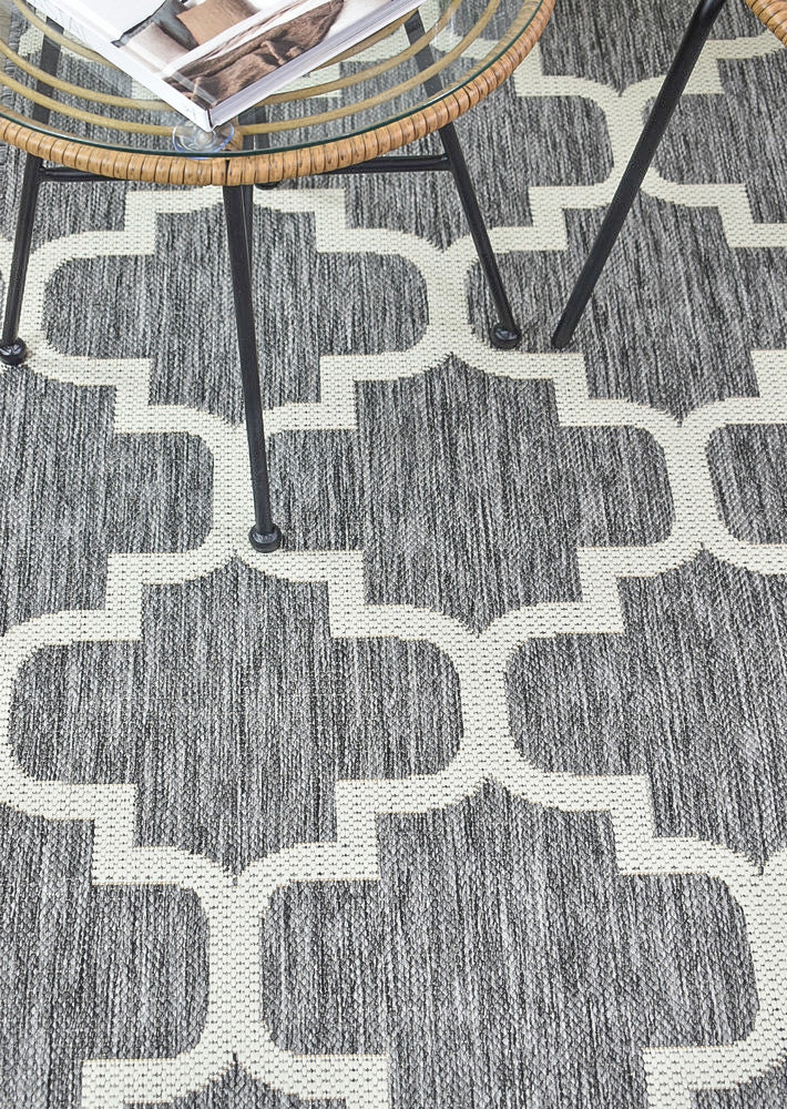 Long Island Trellis Light Grey beige Rug