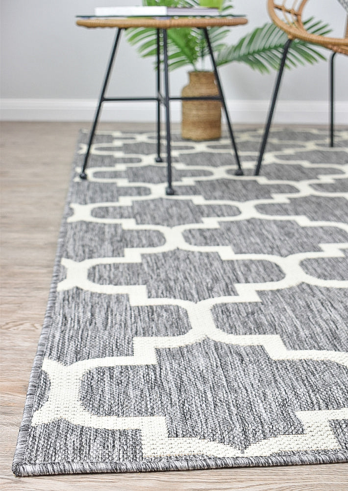 Long Island Trellis Light Grey beige Rug