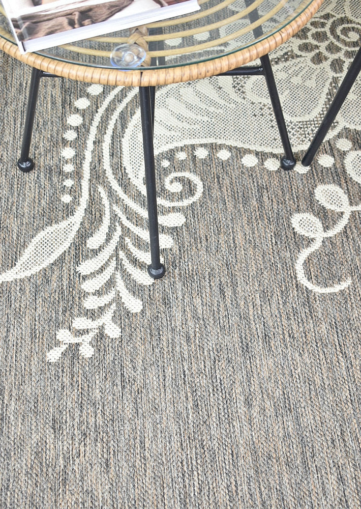 Long Island Tree Cream Beige Rug