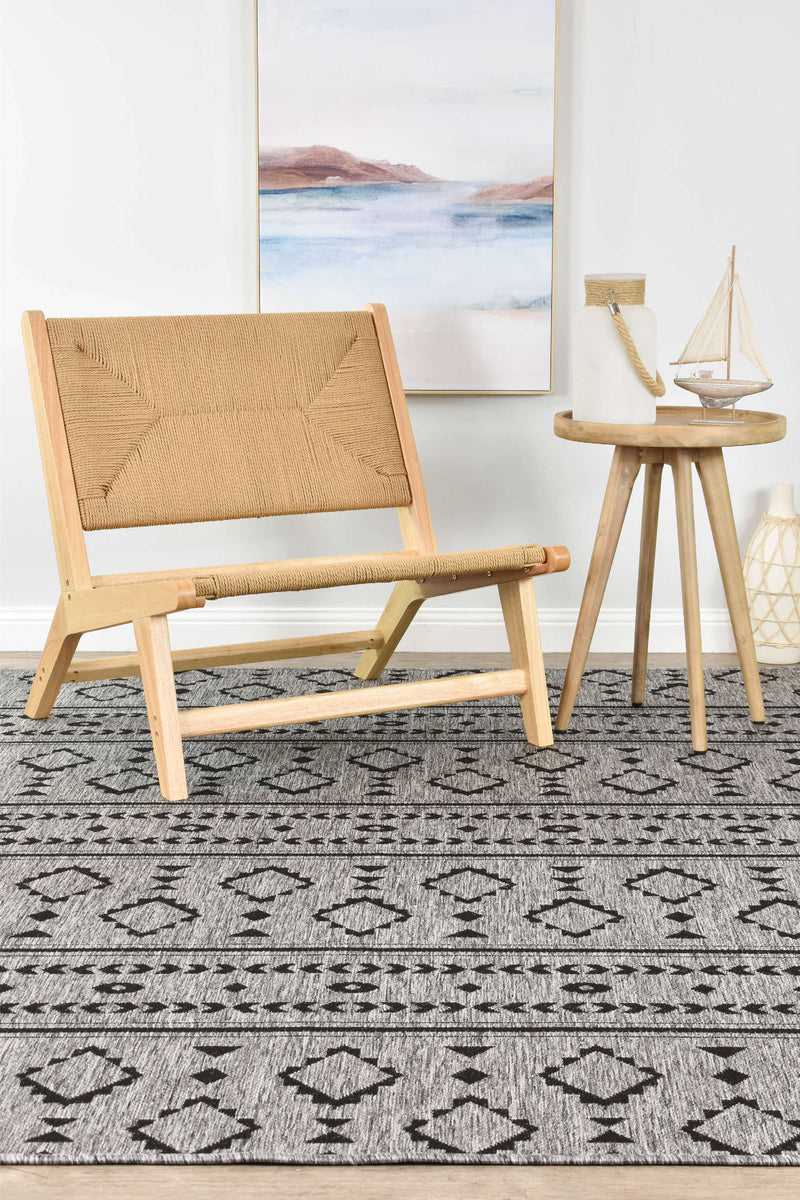 Long Island Tribal Grey Rug