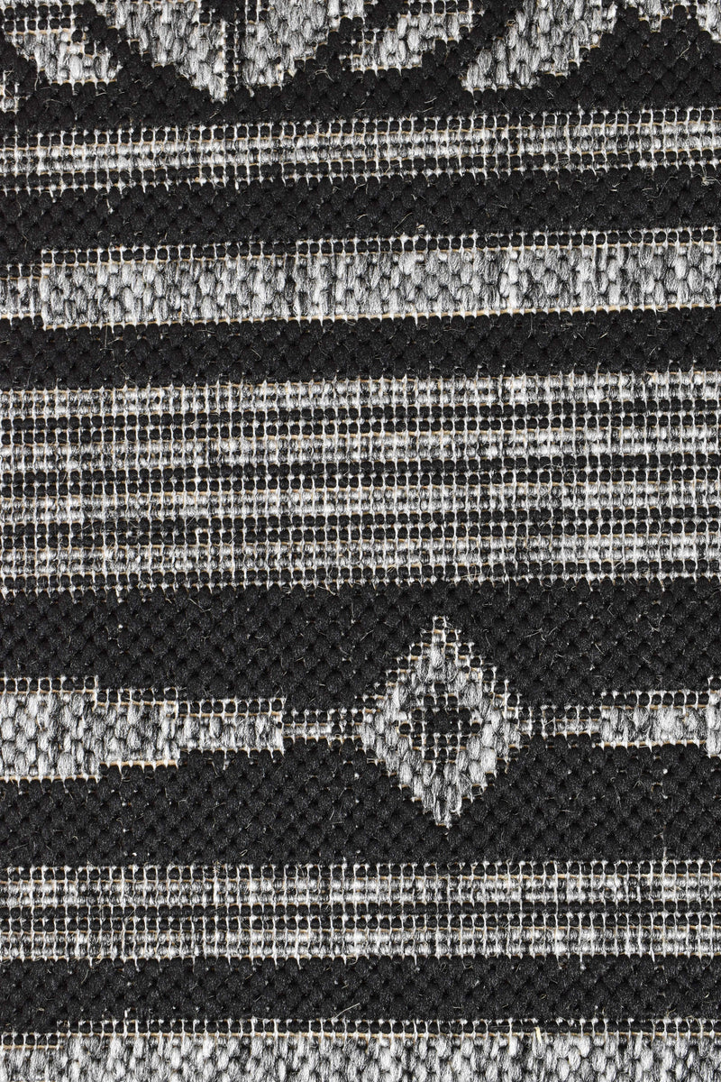 Long Island Tribal Point Black Rug