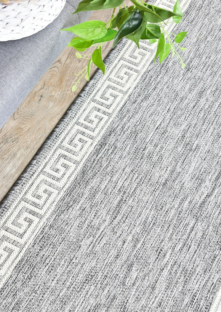 Long Island versace Light Grey Rug