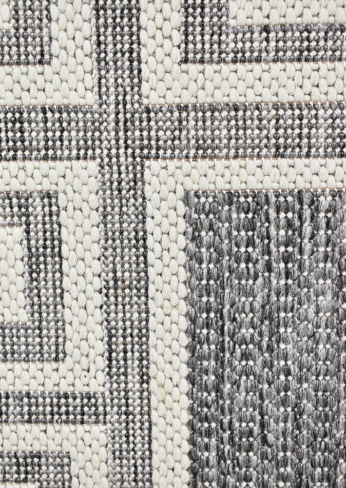 Long Island versace Light Grey Rug