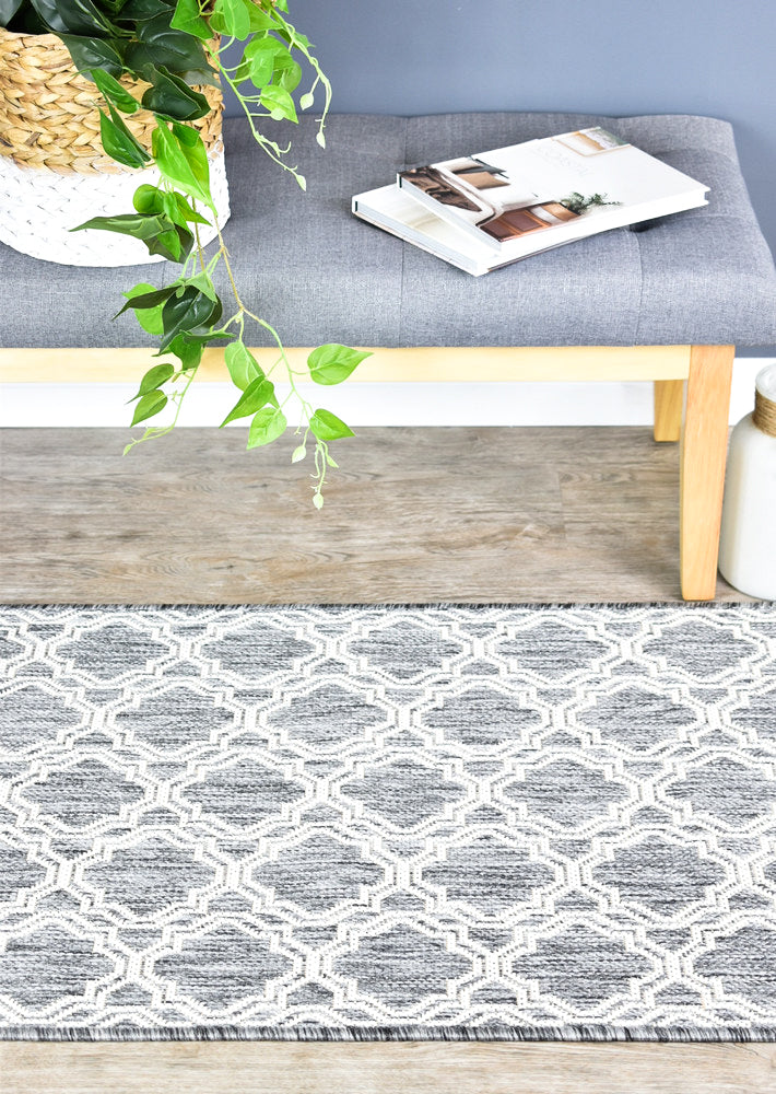 Long Island Trellis Light Grey Runner Rug