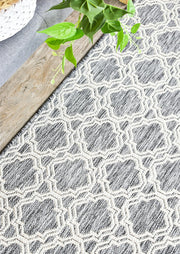 Long Island Trellis Light Grey Runner Rug