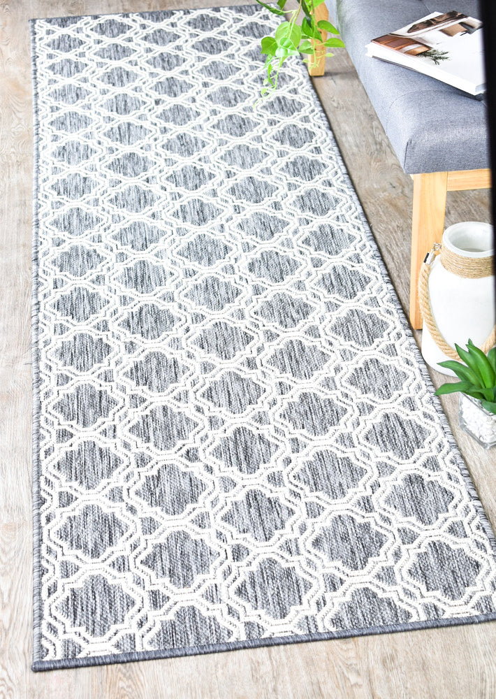 Long Island Trellis Light Grey Runner Rug