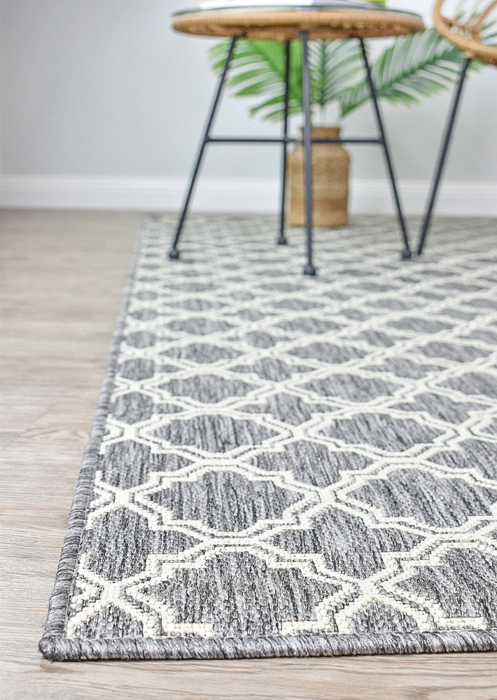 Long Island Trellis Tiny Light Grey Rug