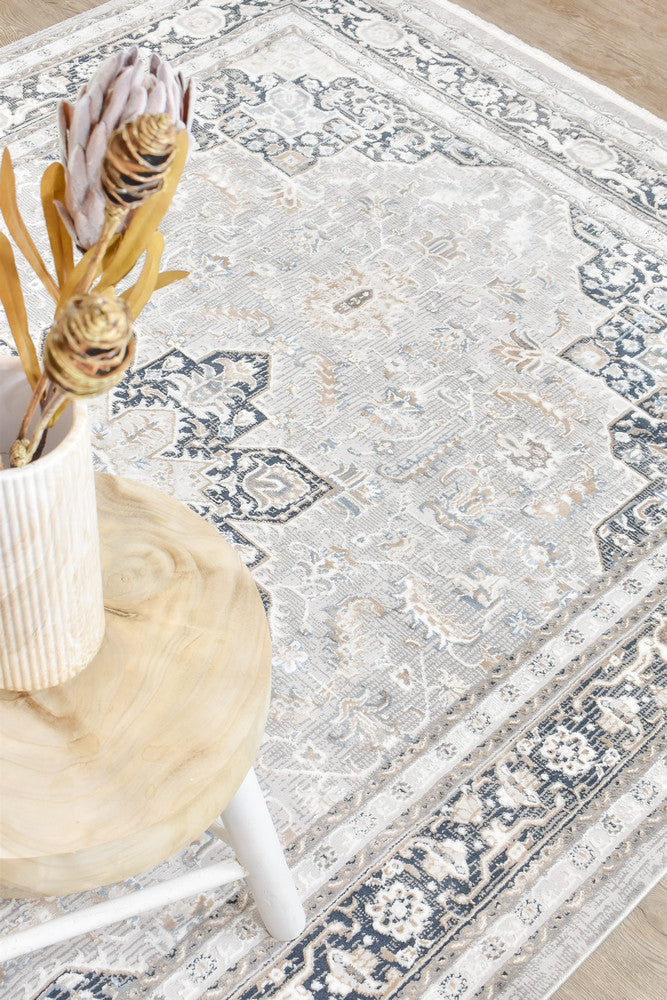 Sultana Constant Navy Cream Rug
