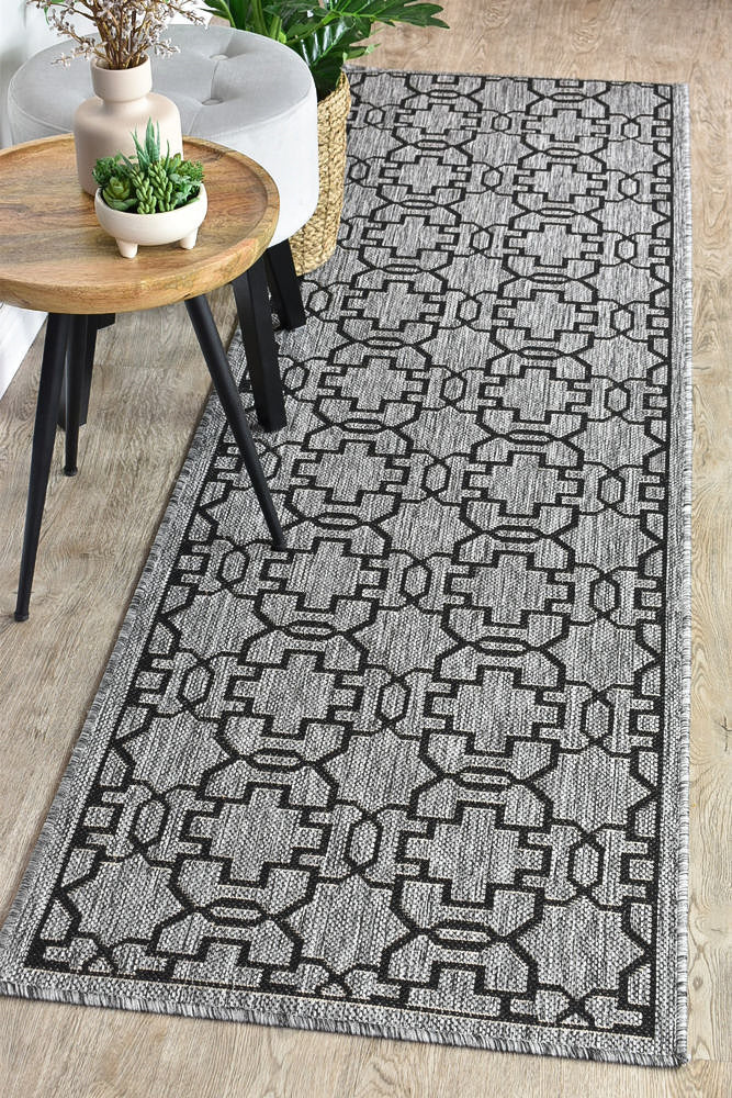 Long Island Star Grey Black Runner Rug