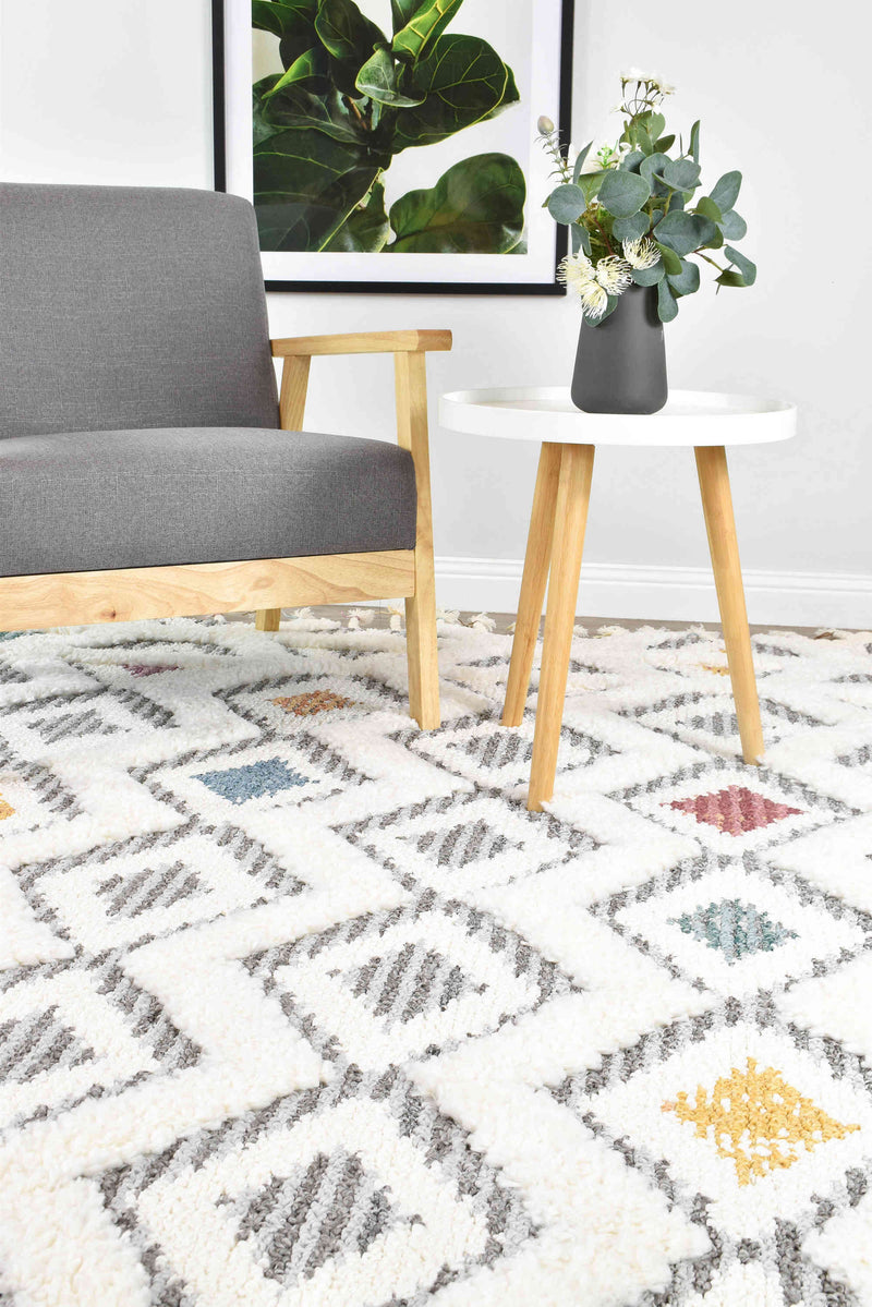 Paris Diamond Rug
