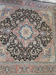Hakamanesh Kakh Persian Black Red Rug