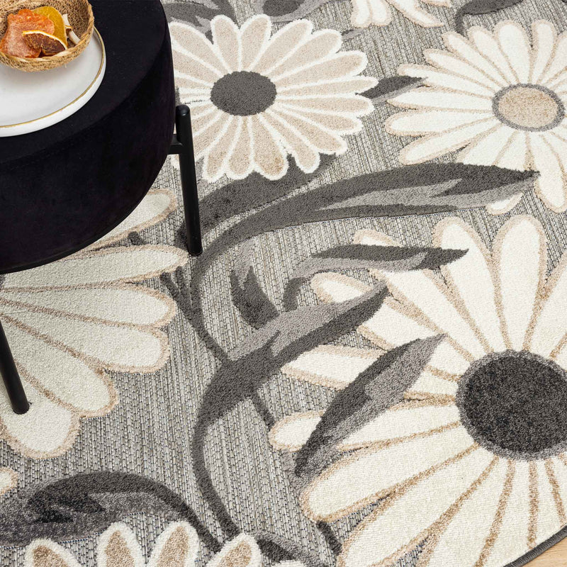 Fascination Flower Silver Round Rug
