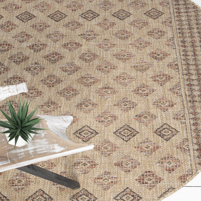 Paseo Saunter Fawn Round Rug