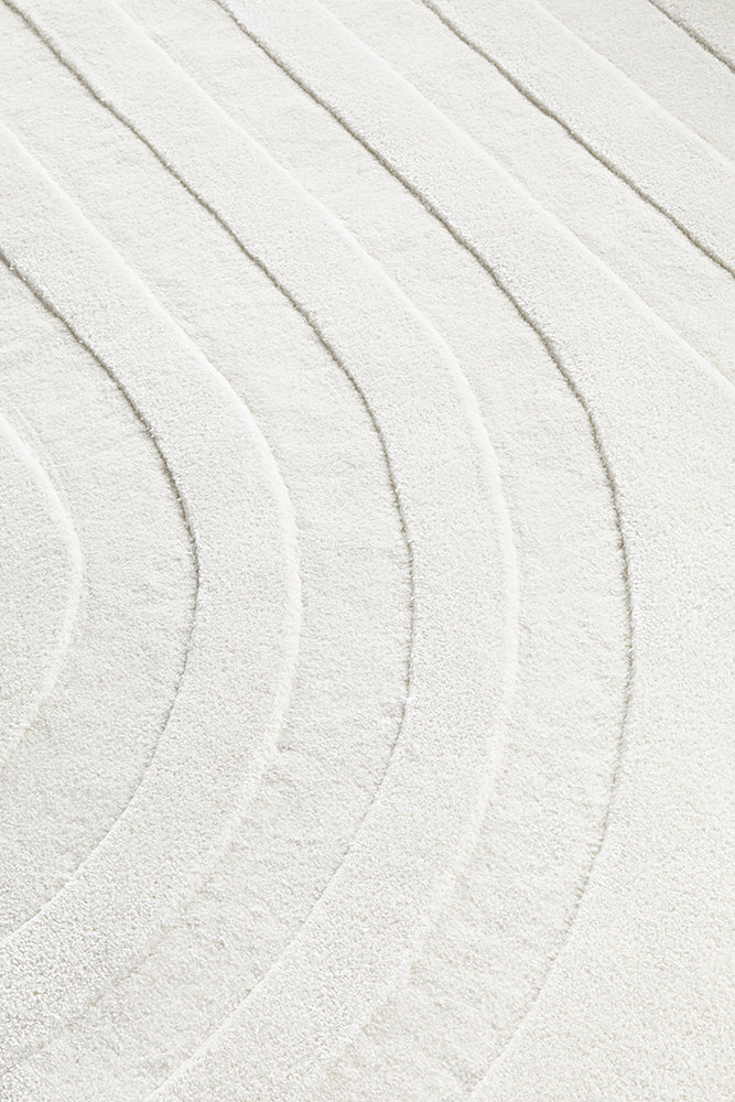 Crest Trail White Rug