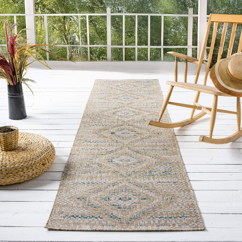 Exterior Medal Ash Blue Runner Rug