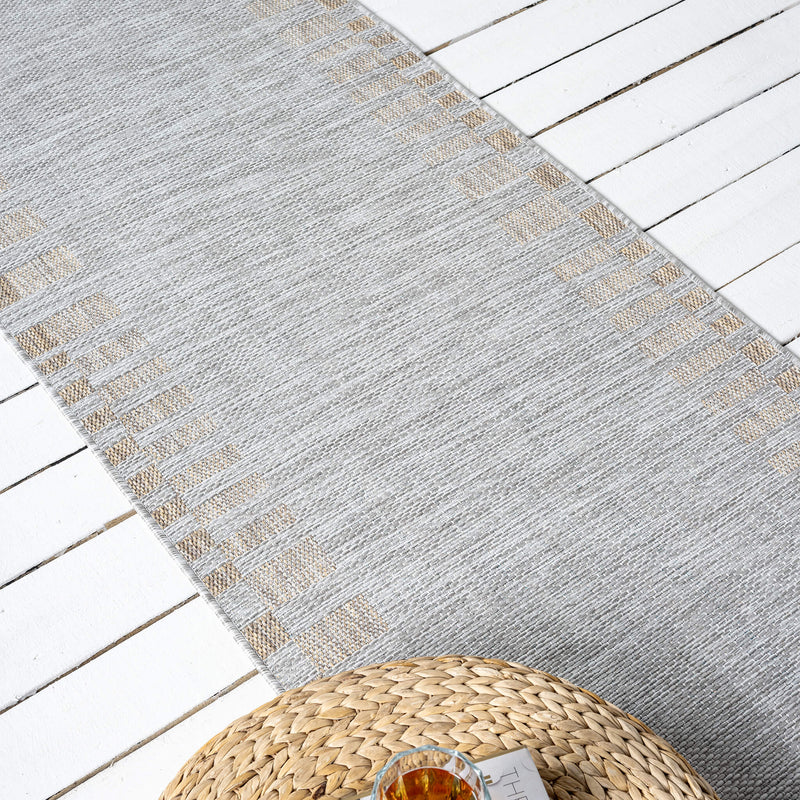 Exterior Cloud Border Beige Runner Rug
