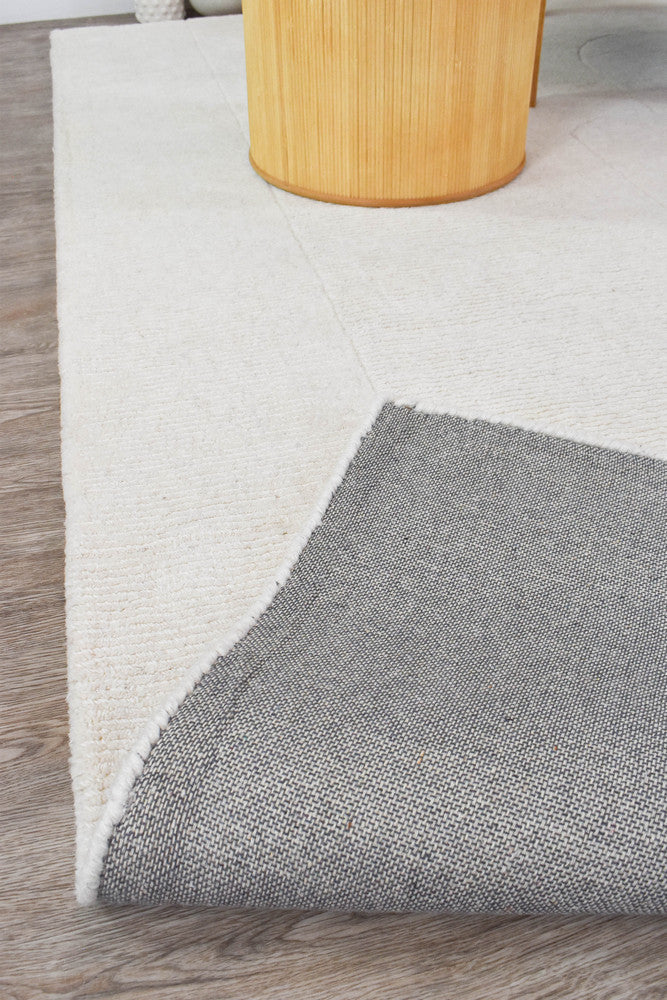 Dakota Fuzzy Flash Ivory Rug