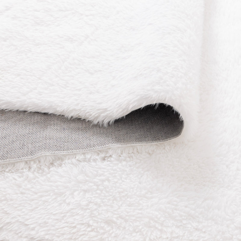 Mila Machine Washable Shaggy White Round Rug