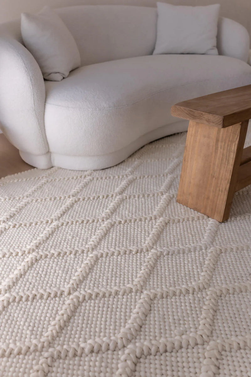 Treasure White Wool Rug