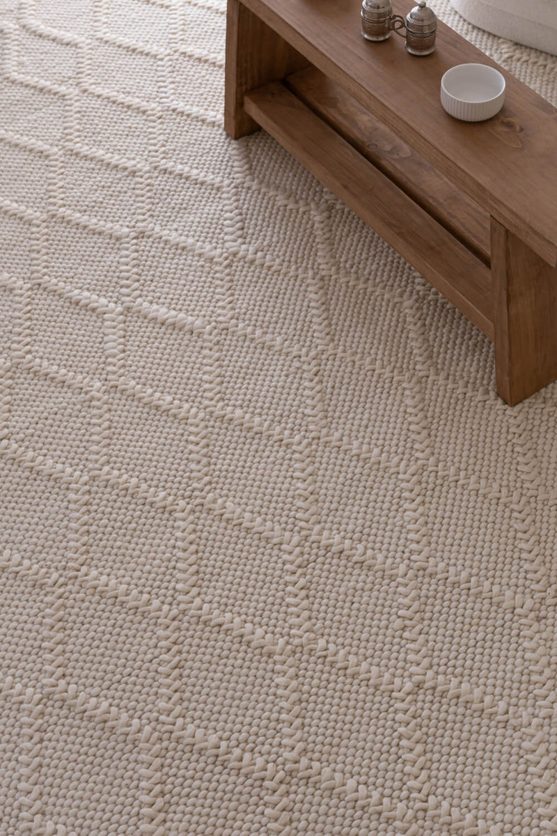 Treasure White Wool Rug