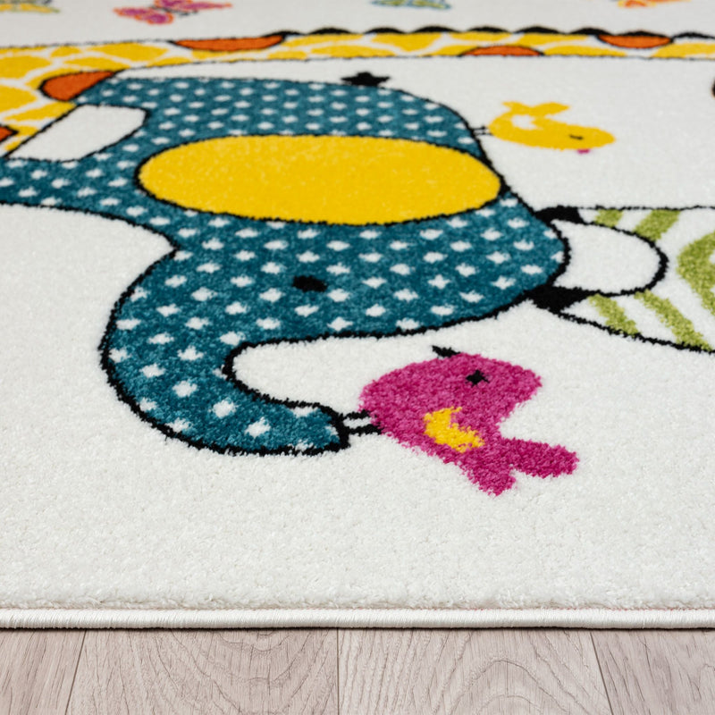 Kidszone Giraffe Cream Rug
